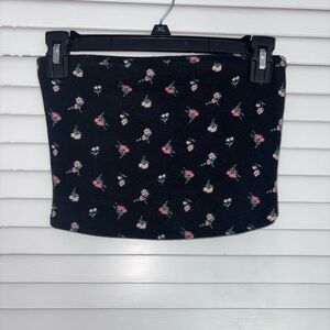 Hollister Black and Pink Pencil Crop Top Mini